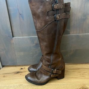 Born Women’s Brown Leather Boots size 8